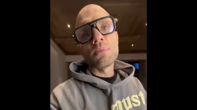 Анатолий Сульянов ОТВЕТИЛ Альфредо на видео где он сильно ПЬЯНЫЙ У СЕБЯ ДОМА.