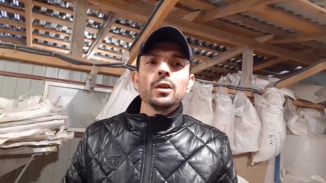 С.С.А//Одкорм поросят ,сырая соя!!!// корм несучка на яйцо//Мои стандарты по кормлению хозяйства/ смотреть онлайн