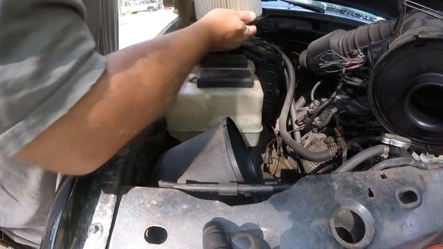 How to change a dirty air filter in a 1997 Ford Ranger XLT смотреть онлайн