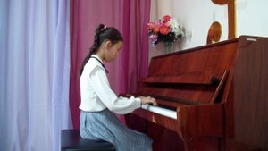 Нокаткалиева Сафина -  Я. Дуссек Менуэт (G-dur)