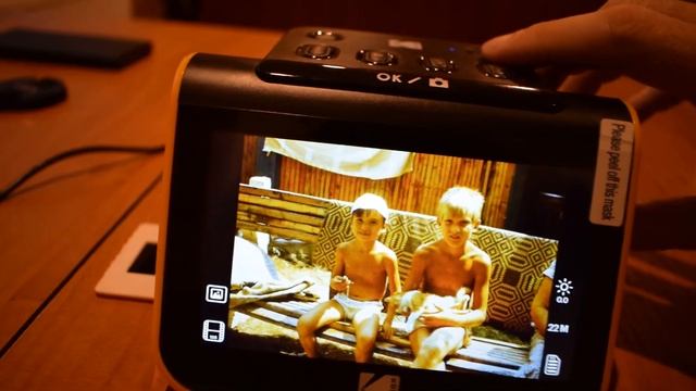 Сканер для слайдов и фотоплёнки Kodak Scanner смотреть онлайн
