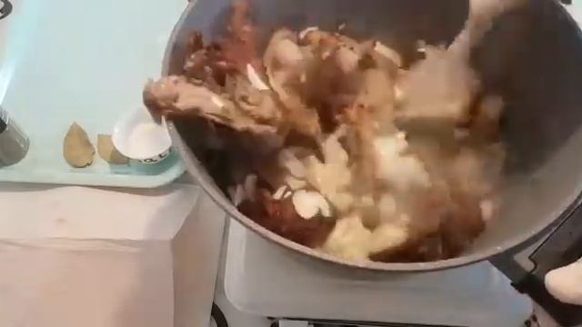 Geschmorte Ente Тушёная утка нежная сочная, без масла. Как мама научила. Вкуснота пальчики оближешь смотреть онлайн