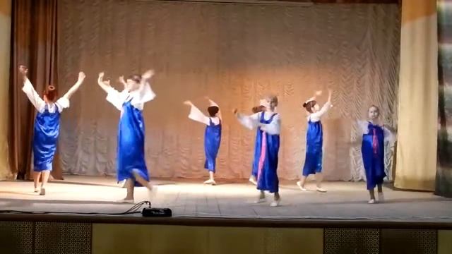 " Девка по саду ходила " Хореографический коллектив "Танц-микс" смотреть онлайн