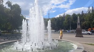 фонтан близ советской площади.mp4