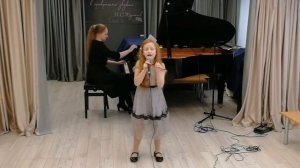 Зуникова Юлия Bienvenue dans ma vie - welcome to my life cover by Nikki Yanofsky