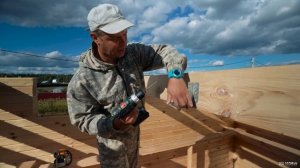 ? МОНТАЖ БАЛОК ПЕРЕКРЫТИЯ. Строим дом из бруса.