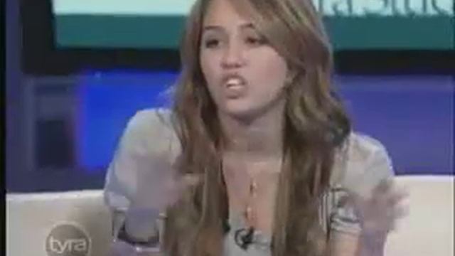 Miley Cyrus Interview At Tyra Banks Show 4/10/09 Part 2/6 HQ смотреть онлайн