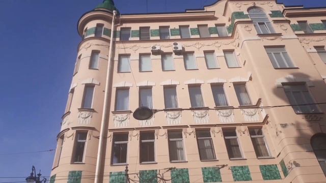 Прогулка по Петербургу. Суворовский проспект, Смольный собор, набережная.