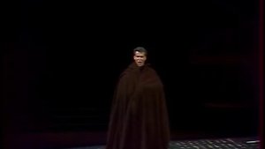 Хор монахов, ария Монаха из оперы "Дон Карлос", театр Orange, 1984