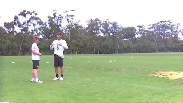 How To Play Physical Downfield Defense | Ultimate Frisbee Instruction смотреть онлайн