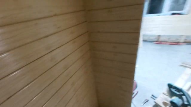 Отделка бани вагонкой , запах от липовой вагонки .Чем и как крепить вагонку в бане ? смотреть онлайн
