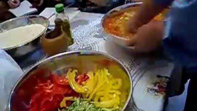 Тахир Хаеров готовит аюрведический салат смотреть онлайн