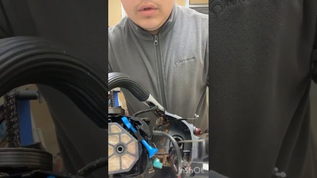 Партнёр 350S , 340S , течёт бензин , замена патрубков смотреть онлайн