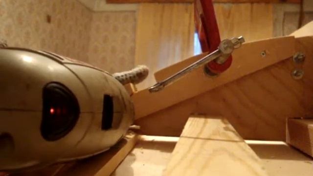 Обвязка шпангоутов бруском и фанерой, склеивание