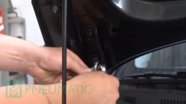 Установка амортизаторов (упоров) капота Hyundai Creta (арт. KU-HY-CR00-00) от upory.ru смотреть онлайн