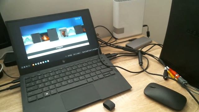 HP Lapdock / DeX can be your xbox 360 gaming monitor! смотреть онлайн