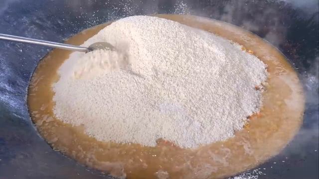 СВАДЕБНЫЙ МЕГА ПЛОВ | Популярная уличная еда в УЗБЕКИСТАНЕ | ЦЕНТР ПЛОВ смотреть онлайн