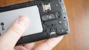 Как вставить SIM-карту в LG G3 Stylus (XHW.BY)