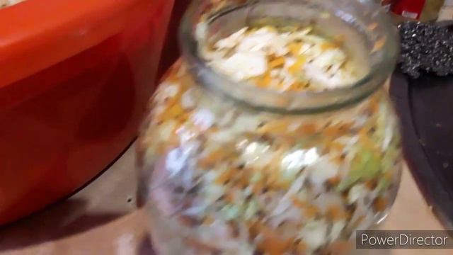 Солю капусту быстрым и вкусным способом 😄 смотреть онлайн