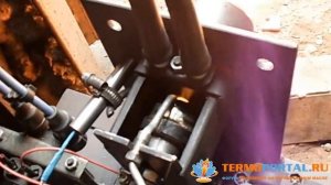 Работа горелки Бабингтона с двумя отверстиями в шаре