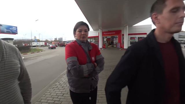 Проверяем недолив бензина // Обман на заправке // Лукойл часть 2 смотреть онлайн