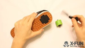 Как меняются ролики и заглушки на кроссовках Heelys