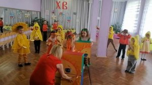 Танец "Солнышко" (средняя группа №1)