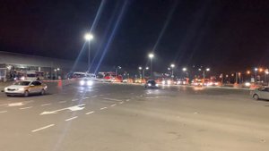 Аэропорт Домодедово, г. Москва. Вид на терминал и привокзальную площадь, 14.10.2022