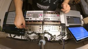 Artur Danielyan - Korg Volca Keys sequencer life hack tutorial in Russian. (english subtitles)