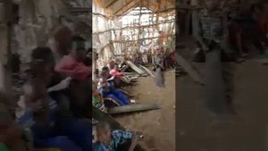 Африканские дети в школе .