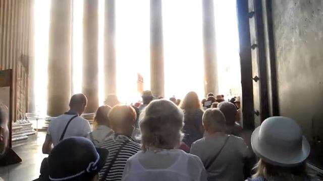 Пантеон всех богов в Риме (Италия, 06.09.2018г.) смотреть онлайн