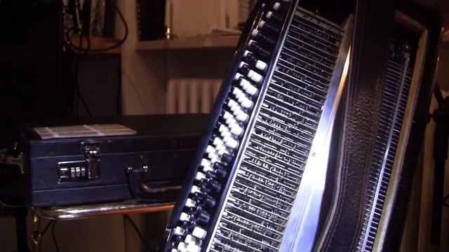 Баян и гармонь : замена кожи на башмачках . Ролик 2 смотреть онлайн