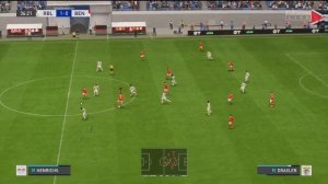 FIFA 23 Rafa's awful miss M1 Macbook Air gaming test