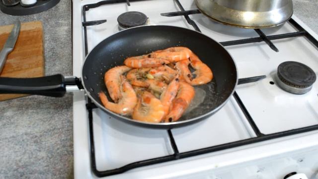 Жареные королевские креветки/ Recipe for delicious spicy fried смотреть онлайн