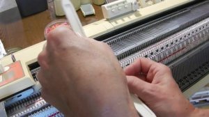 Вязальная машина. Переход с резинки на гладь