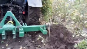 Выкопочный плуг,вибро скоба для выкопки саженцев.89094542187, 89181975887