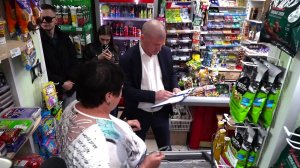 В Сургуте выявили факт продажи энергетиков несовершеннолетним