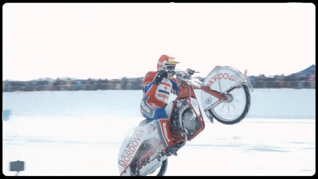 Мотогонки на льду, показательные выступления. смотреть онлайн