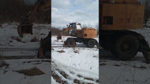 русский экскаватор.твекс ек 12