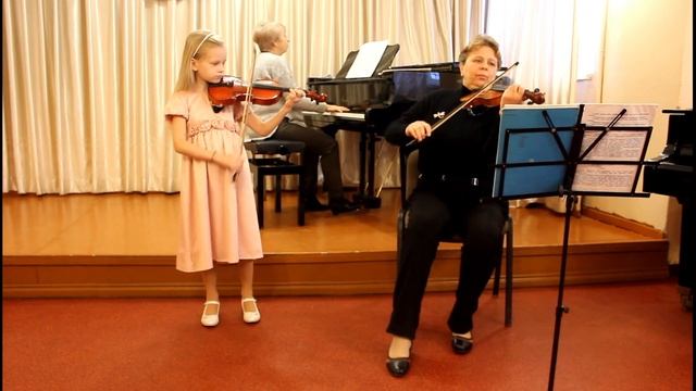 Дуэт: Е.В. Сухарева, Галина Новикова (8 лет), МАУ ДО "Детская школа искусств", г.Череповец смотреть онлайн