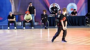 semifinal bboy Maks ON vs Тайлунг - брейкданс чемпионат г.Москва - брейкданс чемпионат г.Москва