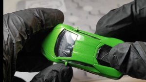 Лицензионная игровая модель Lamborghini модель Huracan в масштабе 1:64