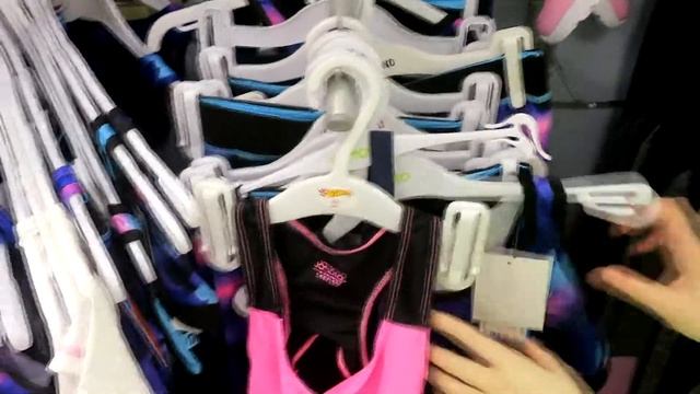 Что я КУПИЛА в Детском мире??? Покупаю одежду для спорта Распаковка одежды / Ульяна Синема