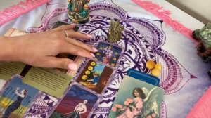 ?ТАРО расклад- менять ли работу и какая она будет!?