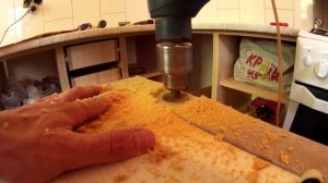 Чем можно сделать выемку под петлю в мебельном фасаде. Фреза для петельных отверстий на фасаде