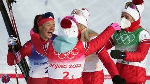 Олимпиада-2022. Российские лыжницы завоевали золотые медали зимних Олимпийских игр в эстафете.