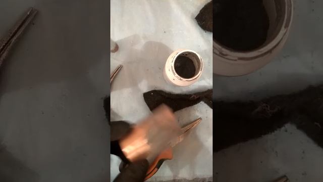 Лужение медной трубы 35 мм.Часть 1 смотреть онлайн