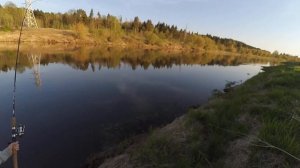 Голавль на корку, вечером в городе.Рыбалка с сыном