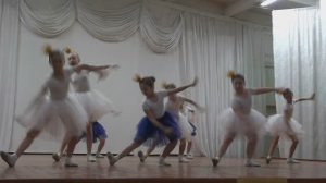 ДШИ №4 Курган 8 марта 2023 "Царевны"