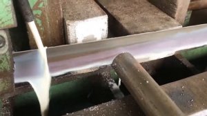 Let's cut a bs shaft with a power saw?